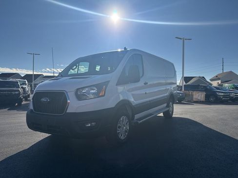 Used 2024 Ford Transit 250 Low Roof w/ Exterior Upgrade Package image 3