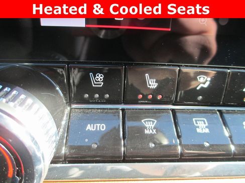 Certified 2023 GMC Canyon AT4 w/ AT4 Premium Package image 17