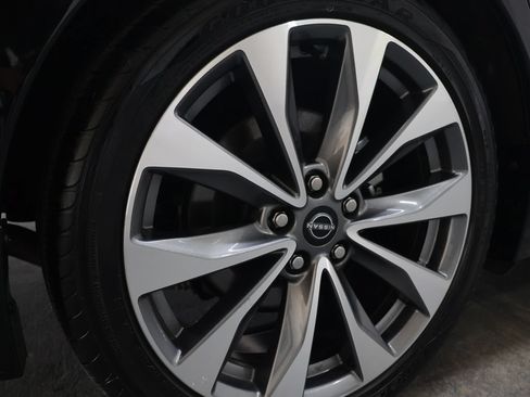 Used 2023 Nissan Maxima Platinum w/ Sport Mat Group FWD image 35