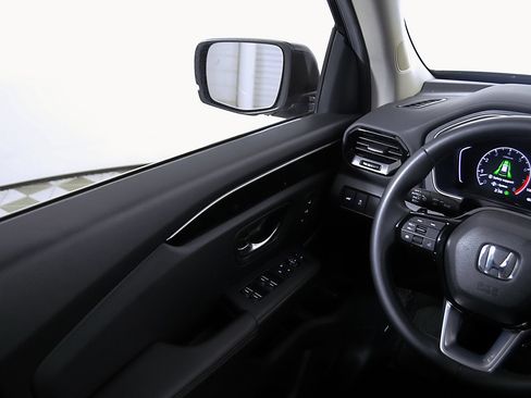 Used 2025 Honda Pilot EX-L image 25