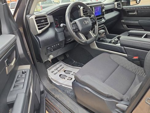 Used 2022 Toyota Tundra SR5 image 21