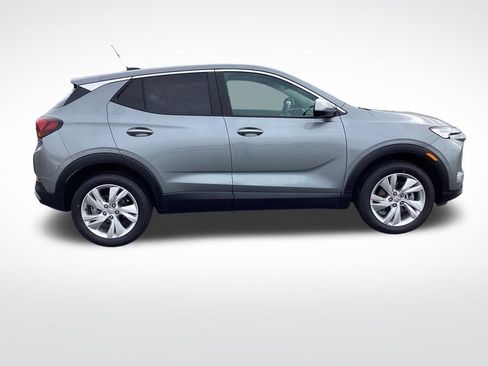 Used 2025 Buick Encore GX Preferred AWD/4WD image 12