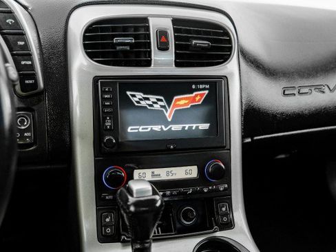 Used 2005 Chevrolet Corvette Convertible w/ Preferred Equipment Group RWD image 18