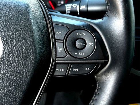 Used 2023 Toyota Camry XSE w/ Navigation Package image 17