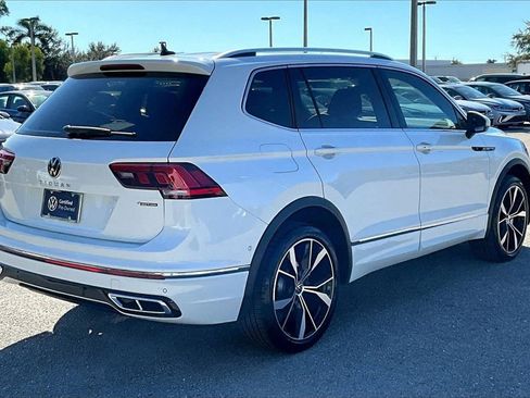 Certified 2024 Volkswagen Tiguan SEL R-Line image 5