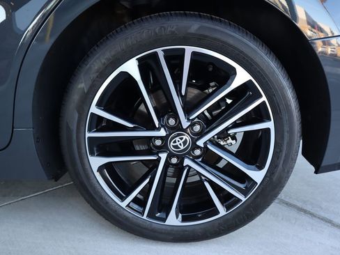 Certified 2025 Toyota Camry XLE image 32