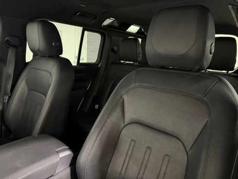 Used 2022 Land Rover Defender 110 S image 15