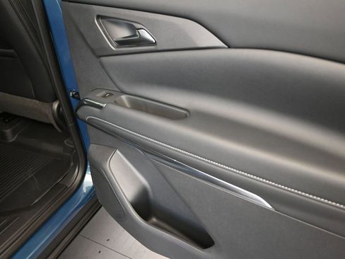 New 2026 Chevrolet Traverse LT image 21