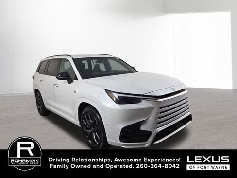 New 2026 Lexus TX 500h AWD image 4