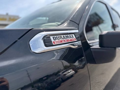 Used 2021 GMC Sierra 2500 Denali w/ Denali Ultimate Package image 9