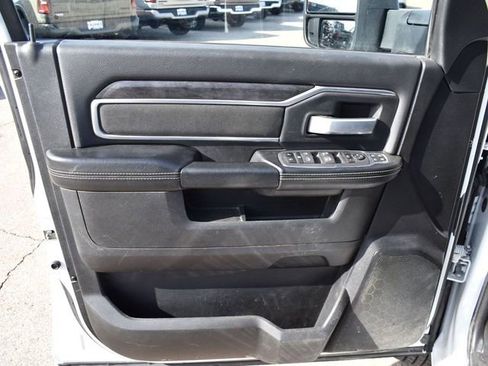 Used 2024 RAM 3500 Big Horn image 14