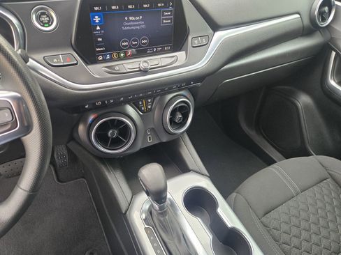 Used 2021 Chevrolet Blazer LT image 25