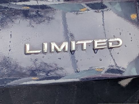 Used 2024 Toyota Grand Highlander Limited image 10