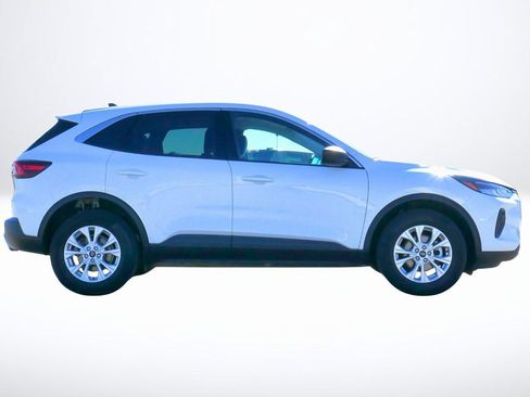 Used 2023 Ford Escape Active image 5