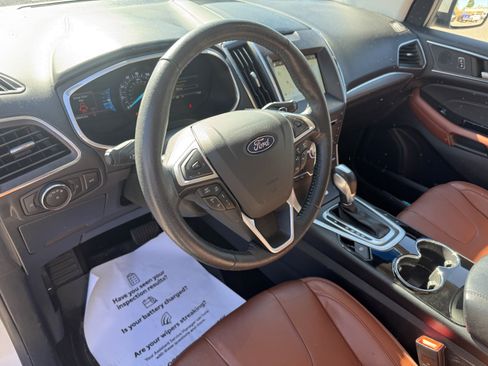 Used 2018 Ford Edge Titanium w/ Equipment Group 302A image 13