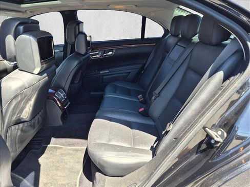 Used 2011 Mercedes-Benz S 550 image 15