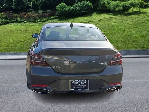 Used 2025 Genesis G70 2.5T image 7