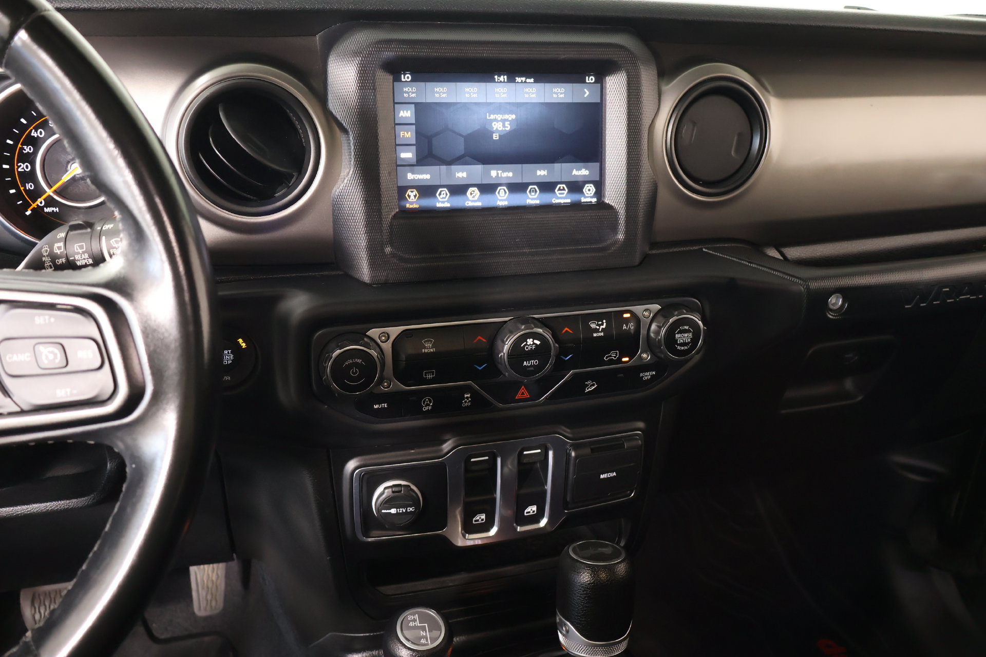 Used 2020 Jeep Wrangler Sport AWD/4WD image 5