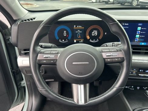 Used 2025 Hyundai Kona SEL image 18