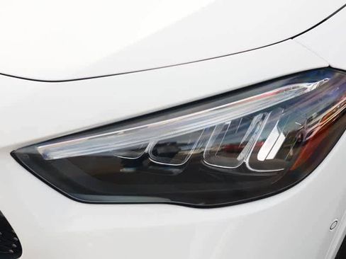 Certified 2025 Mercedes-Benz GLA 250 GLA 250 image 10