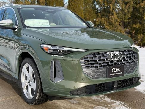 New 2025 Audi Q5 Prestige image 2