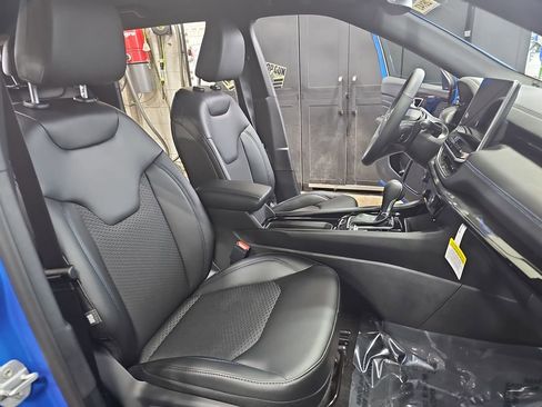 New 2026 Jeep Compass Latitude image 10