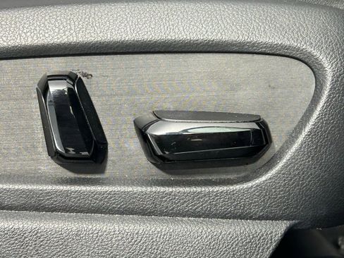 Used 2021 Lexus UX 250h image 11