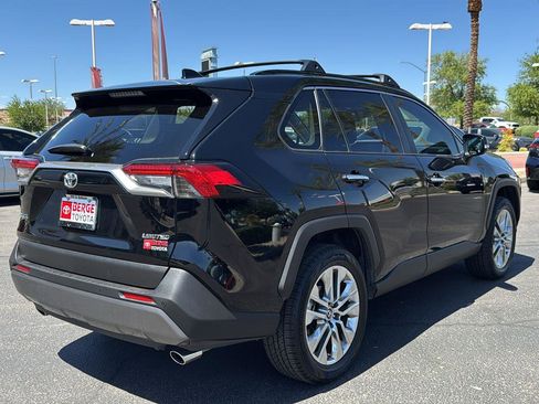 Used 2019 Toyota RAV4 Limited image 28