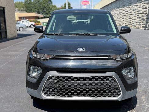 Used 2020 Kia Soul LX FWD image 3