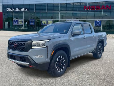 Used 2024 Nissan Frontier Pro-X w/ Pro Convenience Package image 3