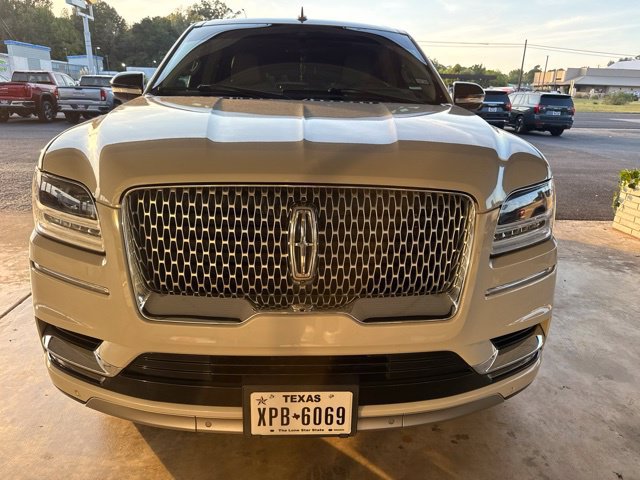 Used 2020 Lincoln Navigator Reserve w/ Luxury Package AWD/4WD image 2