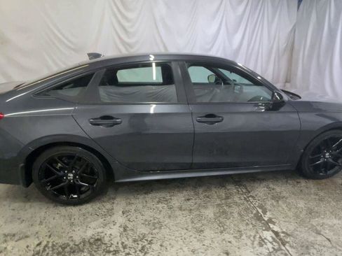 Used 2024 Honda Civic Sport image 9