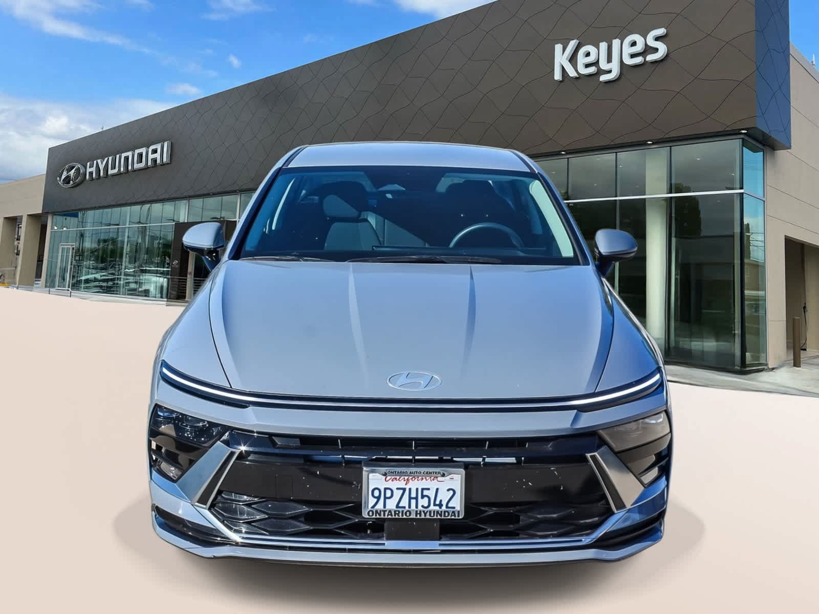 Used 2024 Hyundai Sonata SEL FWD image 2
