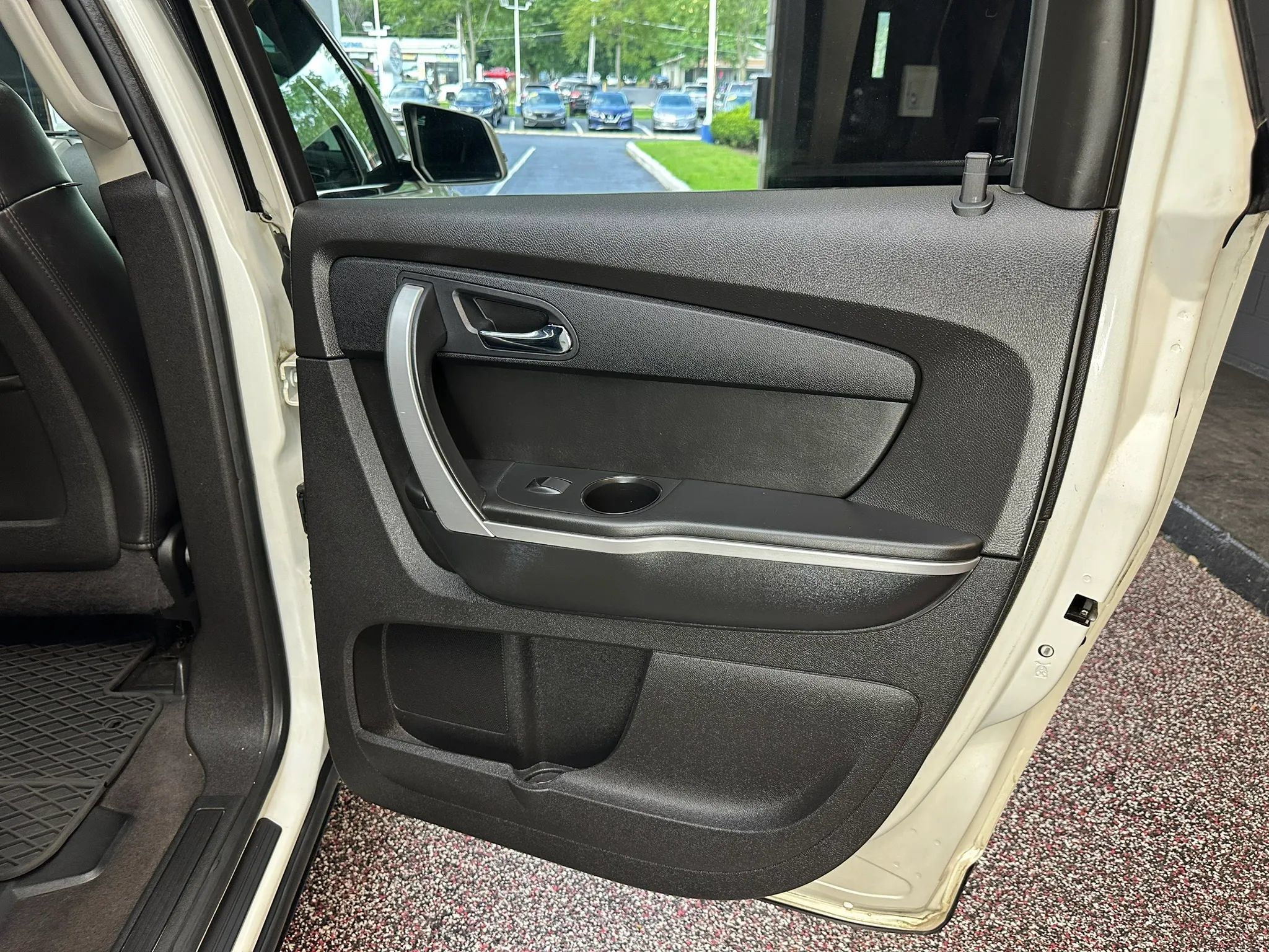 Used 2012 GMC Acadia SLT AWD/4WD image 34