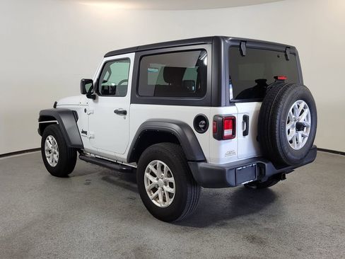 Used 2023 Jeep Wrangler Sport AWD/4WD image 6