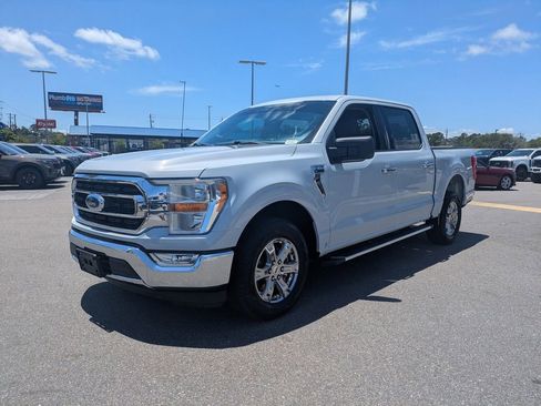 Certified 2022 Ford F150 XLT w/ Equipment Group 301A Mid RWD image 8