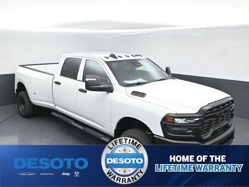 New 2026 RAM 3500 Tradesman AWD/4WD image 34