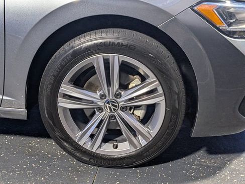 Used 2024 Volkswagen Jetta SE FWD image 15