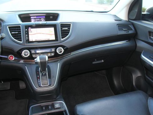 Used 2016 Honda CR-V Touring image 10