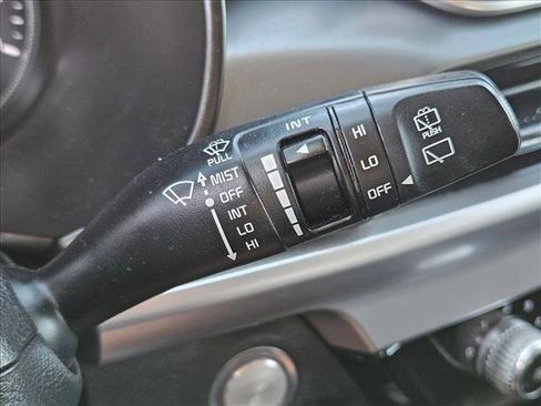 Used 2020 Kia Telluride LX FWD image 16