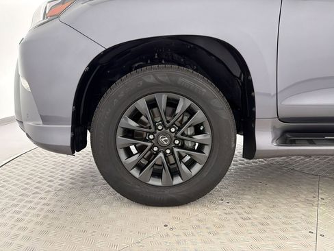 Used 2021 Lexus GX 460 Premium w/ Premium Package AWD/4WD image 12