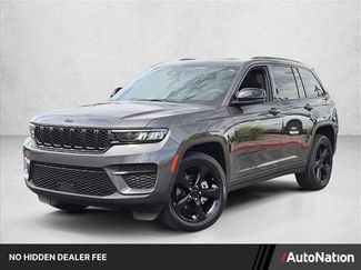 Used 2024 Jeep Grand Cherokee Altitude AWD/4WD video 1