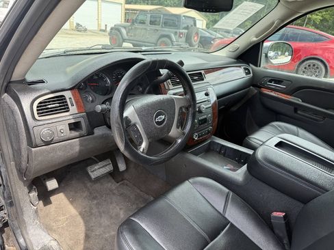 Used 2012 Chevrolet Avalanche LT w/ All-Star Edition RWD image 14