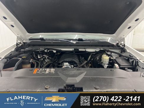 Used 2019 Chevrolet Silverado 1500 LT w/ All Star Edition image 16