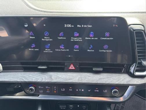 Used 2024 Kia Sportage X-Line w/ X-Line Premium Package AWD/4WD image 13