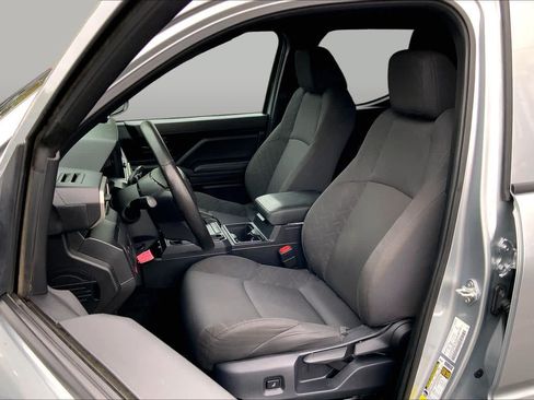 Used 2025 Toyota Tacoma SR RWD image 7