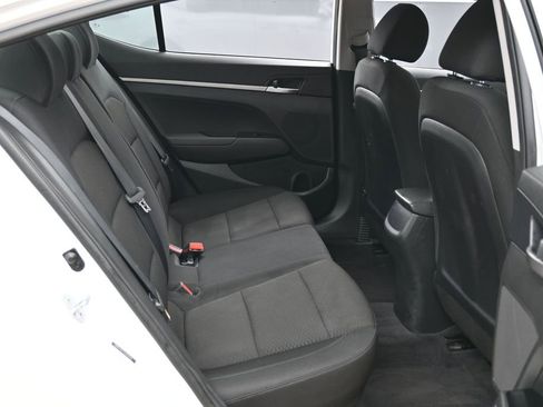 Used 2020 Hyundai Elantra SE w/ Cargo Package (C1) FWD image 35