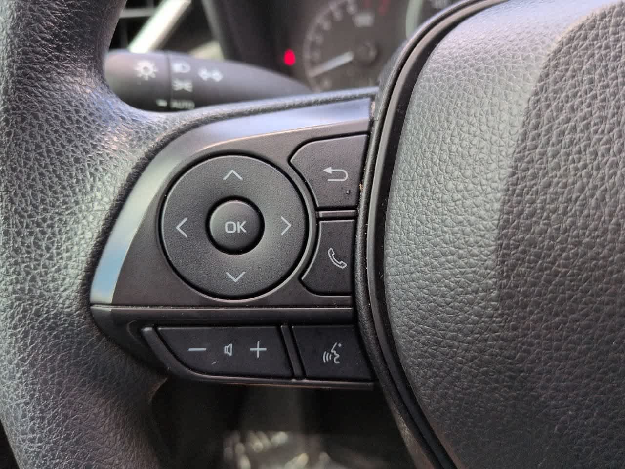Certified 2022 Toyota Corolla LE FWD image 22