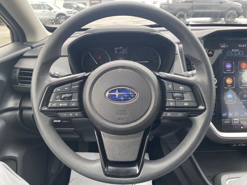 Used 2024 Subaru Crosstrek 2.0i Premium image 16