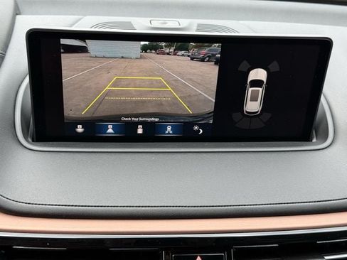 Used 2024 Acura MDX FWD w/ Technology Package image 17